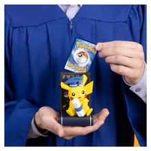 Cargar imagen en el visor de la galería, Pikachu Figura Graduación