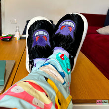 Cargar imagen en el visor de la galería, Gengar pantuflas negras