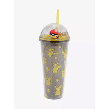 Cargar imagen en el visor de la galería, Vaso Pikachu Pokeball
