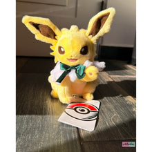 Cargar imagen en el visor de la galería, Peluche Jolteon Hi
