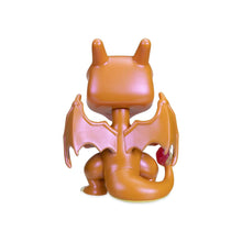 Cargar imagen en el visor de la galería, Charizard Funko Pearlescent
