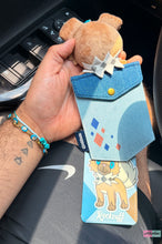 Cargar imagen en el visor de la galería, Rockruff portagafete
