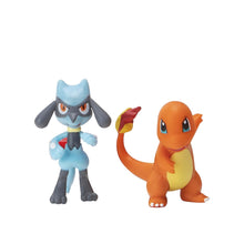 Cargar imagen en el visor de la galería, Figuras Charmander &amp; Riolu Battle
