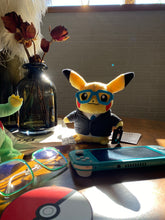 Cargar imagen en el visor de la galería, Pikachu Godinez
